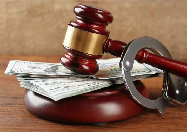 Experienced Criminal Lawyer in Dubai – Full Legal Protection 24/7 with Lawbridge