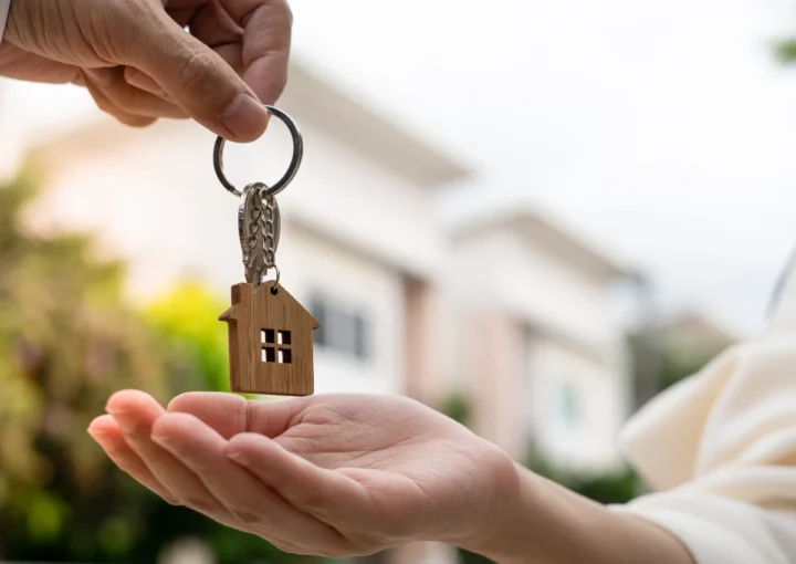 Termination of Tenancy Contract UAE: A Legal Guide for Landlords & Tenants